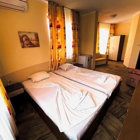 Angel Guest house *